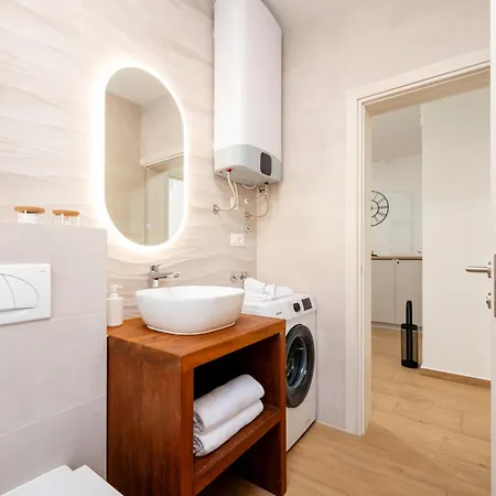 Apartment Sarana
