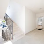 Apartment Sarana *