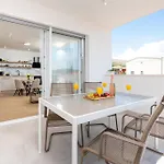 Sarana Apartment *