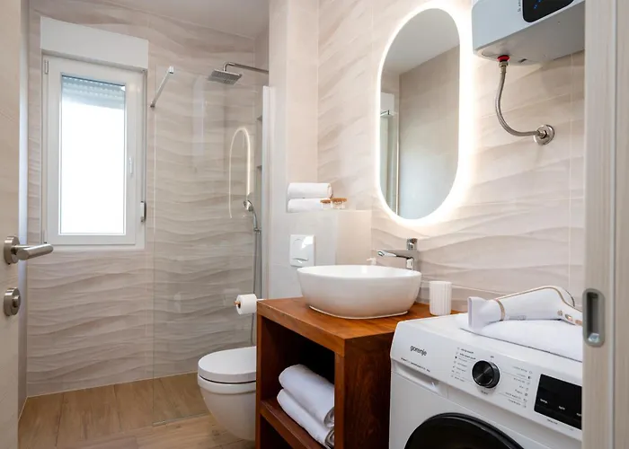 Sarana * Trogir