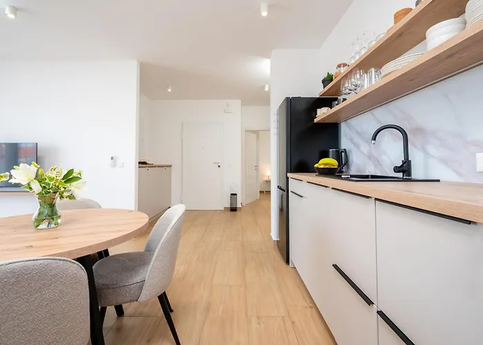 Sarana 公寓 特罗吉尔