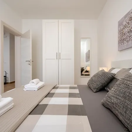 Apartment Sarana Trogir